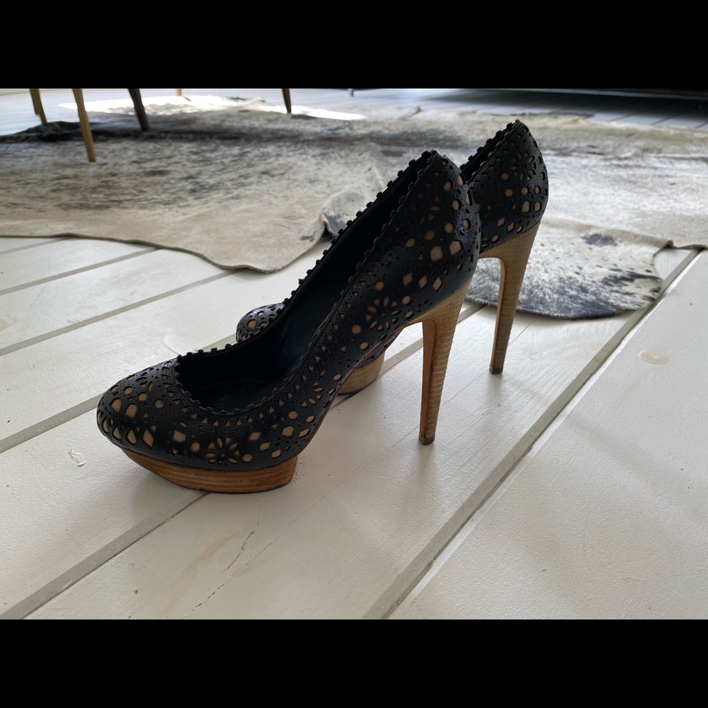 BCBGMaxAzria Heels - Picture 6 of 7
